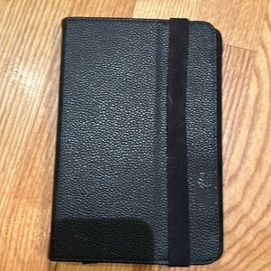 Kindle Fire 7th Generation leather cover in very good condition